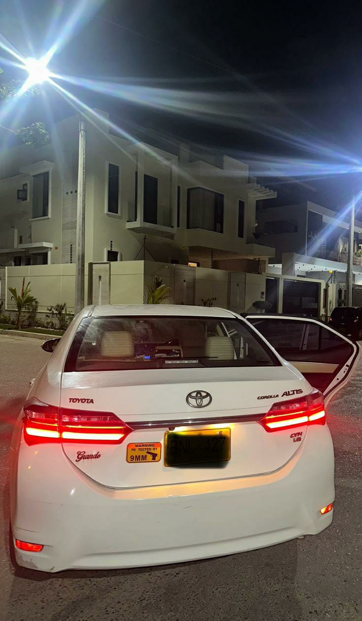 Corolla Altis Grande 2018